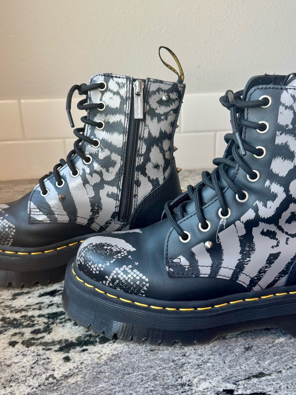 Dr. Martens Jadon Animal Clash Platform Boot W7 EU 38 EUC - Picture 3 of 7